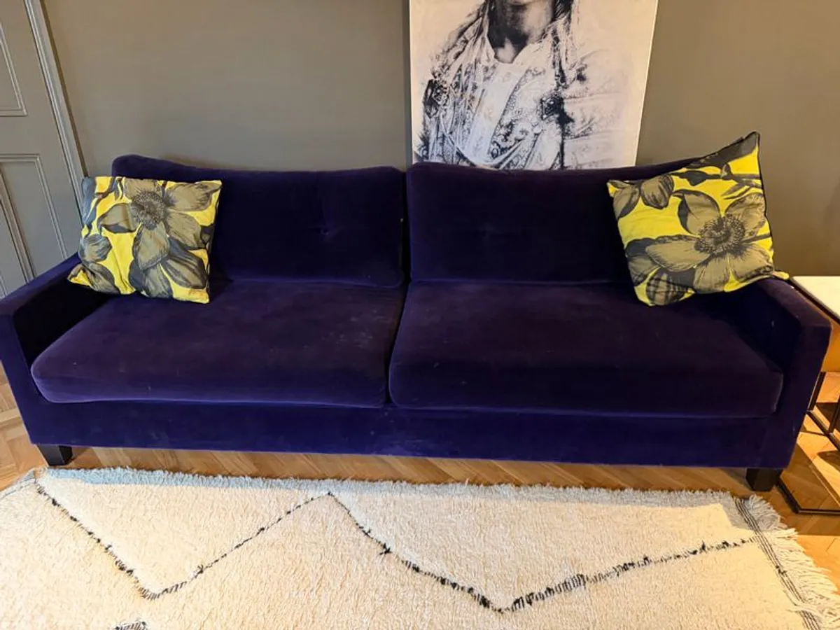 Velvet 3 seater Sofa - Image 4