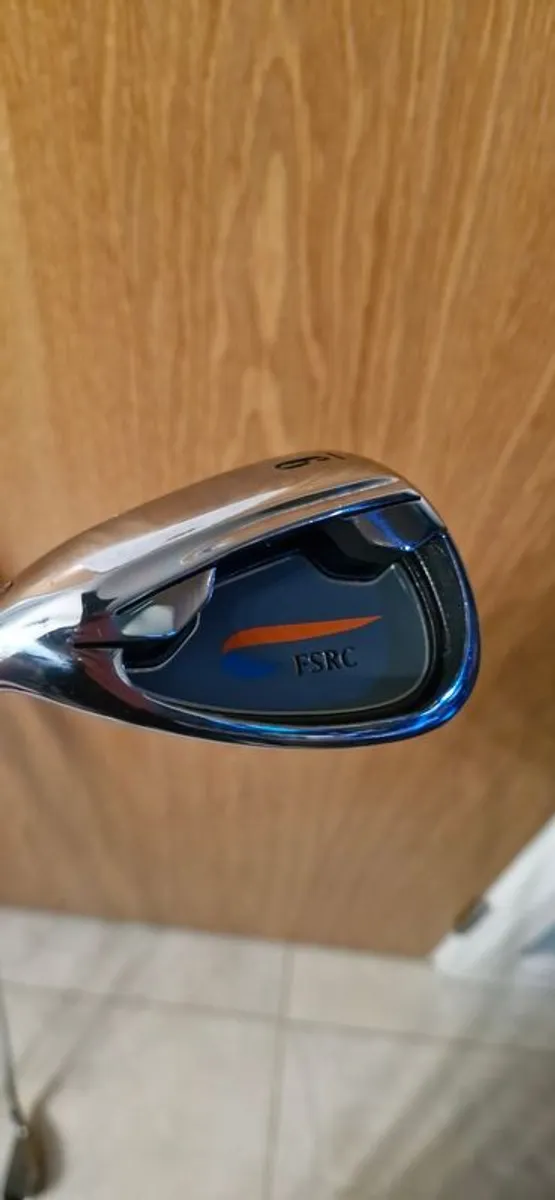 Golf Clubs - left handed with bag - Image 4