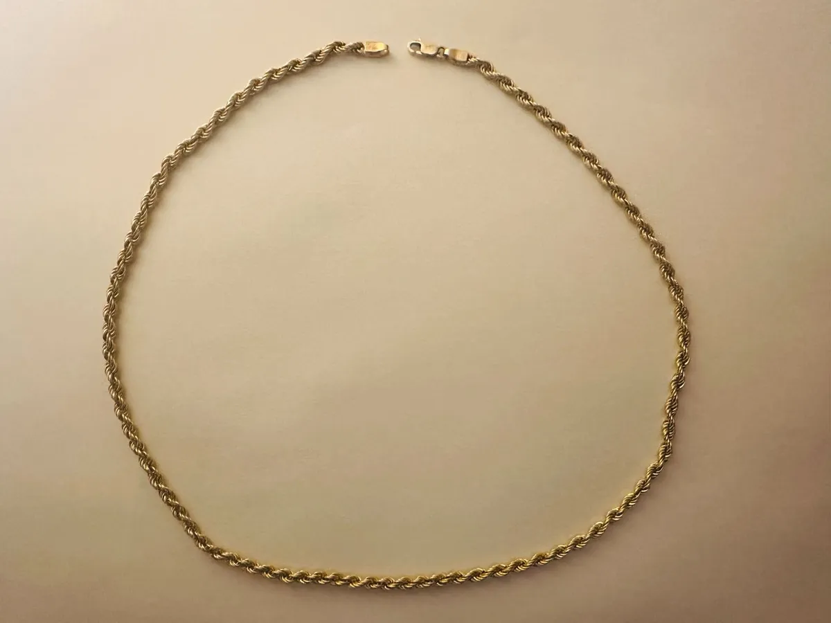 Gold chain - Image 3