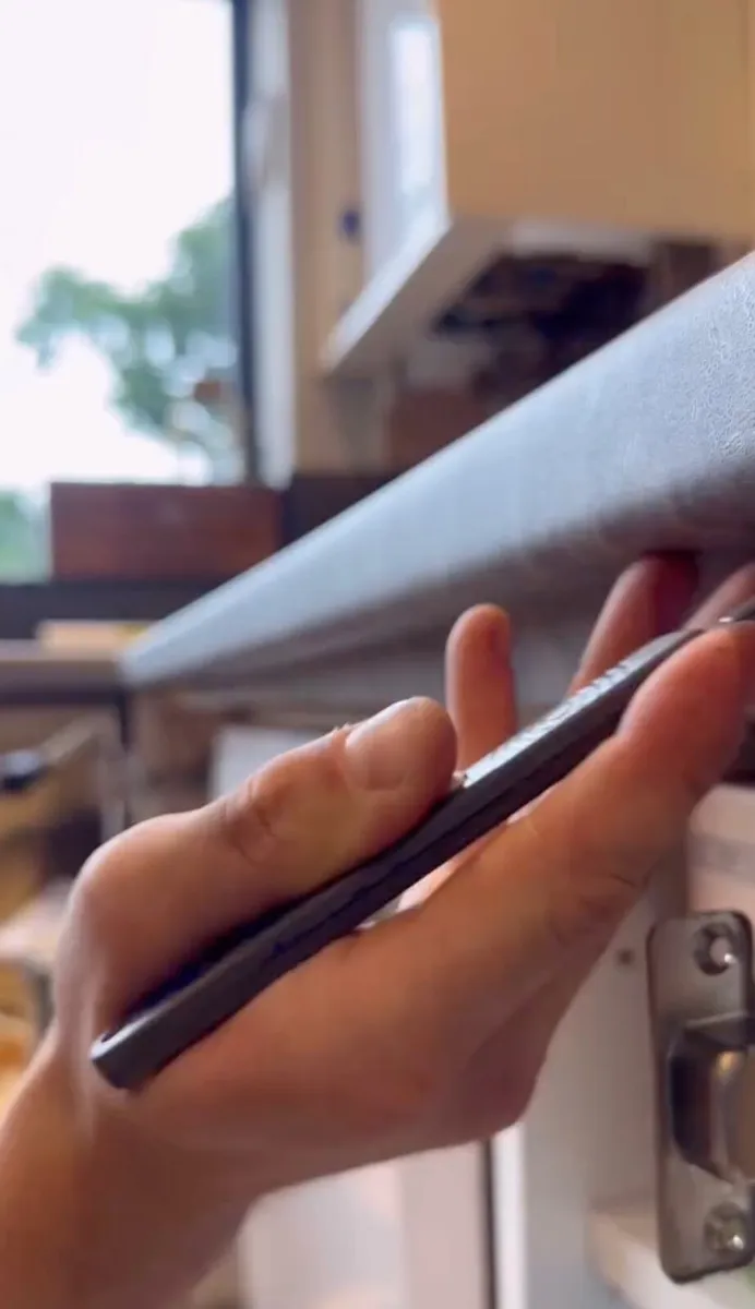 KITCHEN & FURNITURE WRAP - Image 2