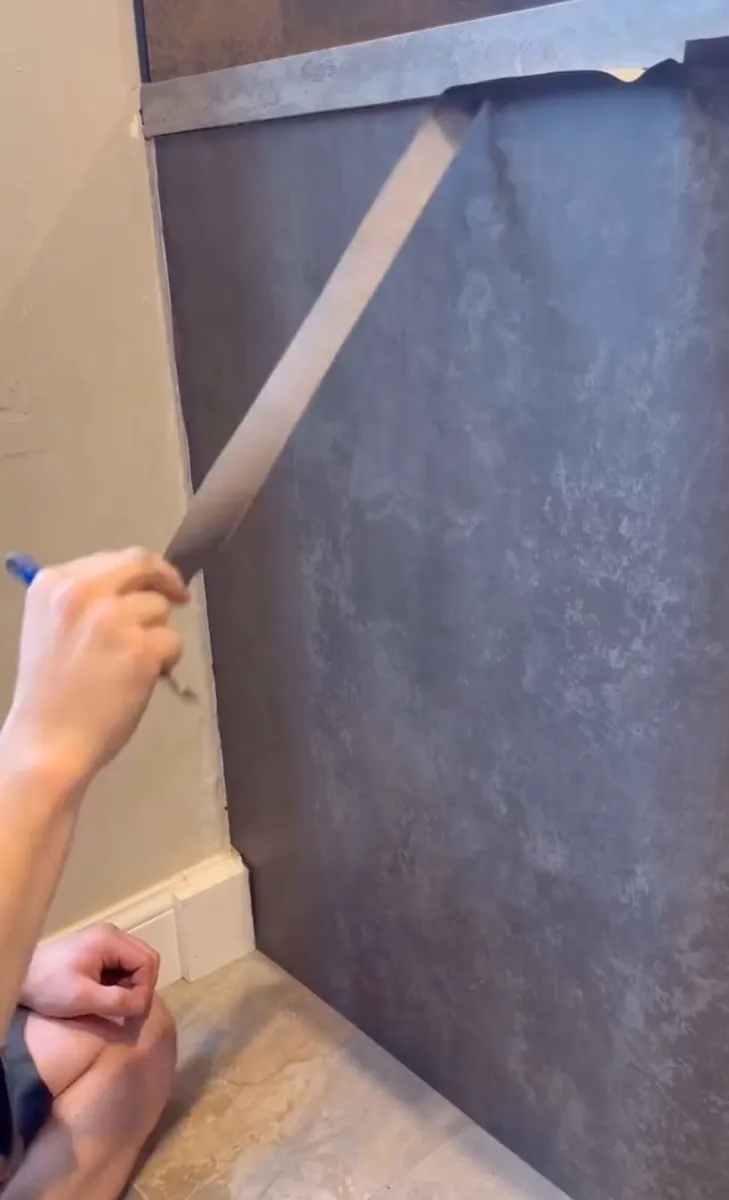 KITCHEN & FURNITURE WRAP - Image 4