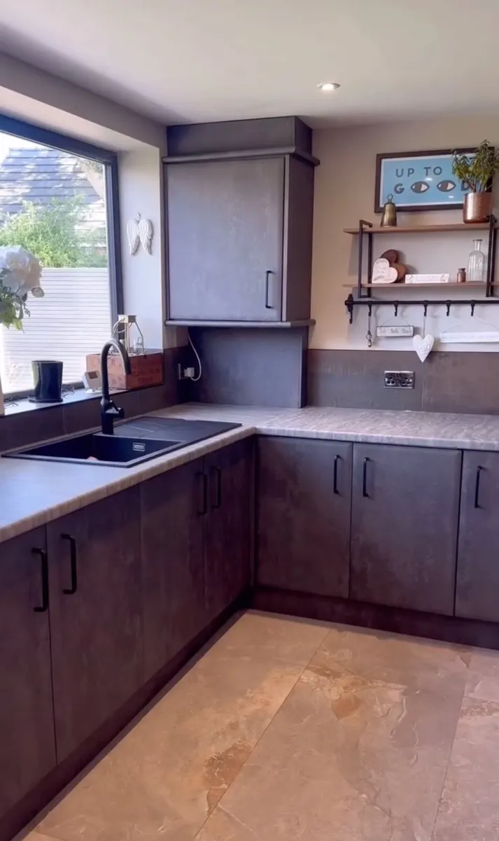 KITCHEN & FURNITURE WRAP - Image 1