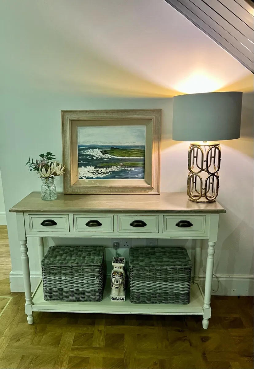 Console Table - Image 1