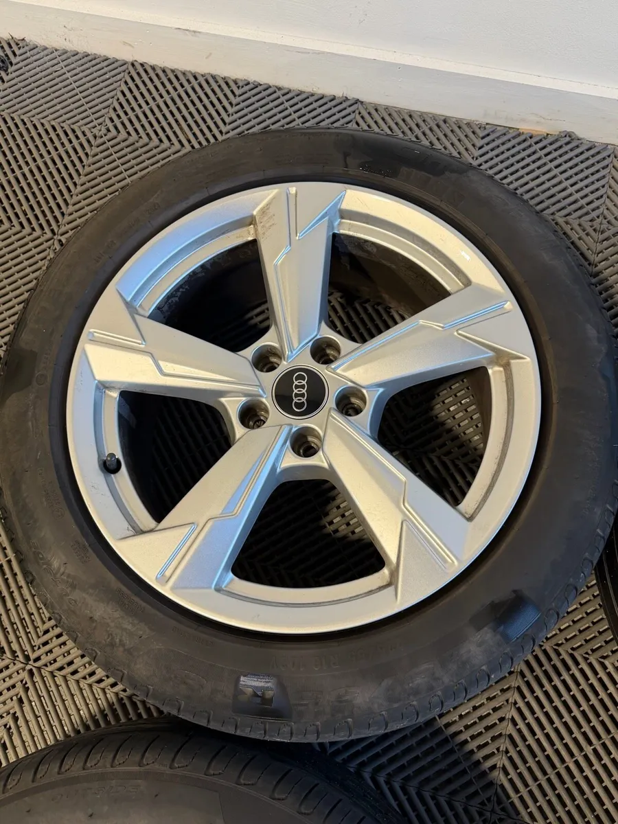 18” genuine Audi alloys - Image 4