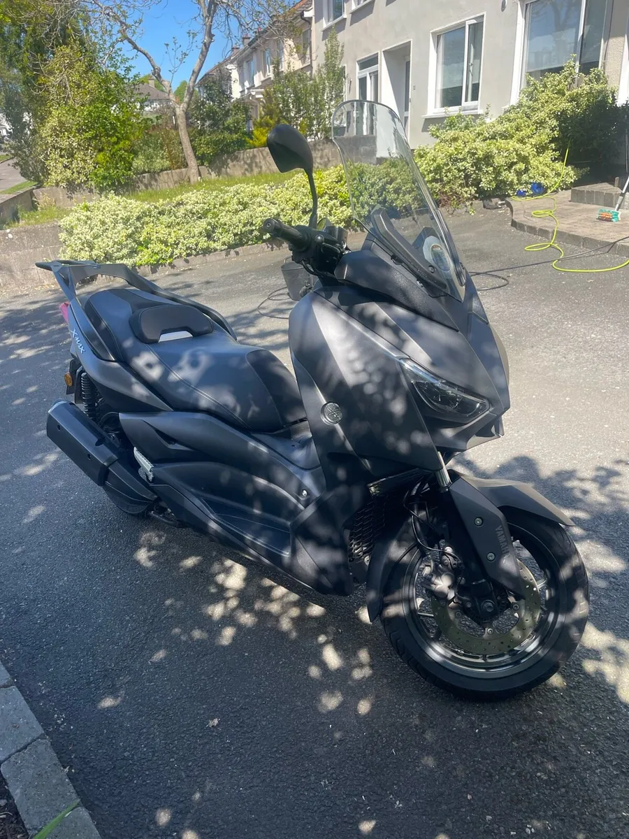 Yamaha Xmax 300 - Image 4