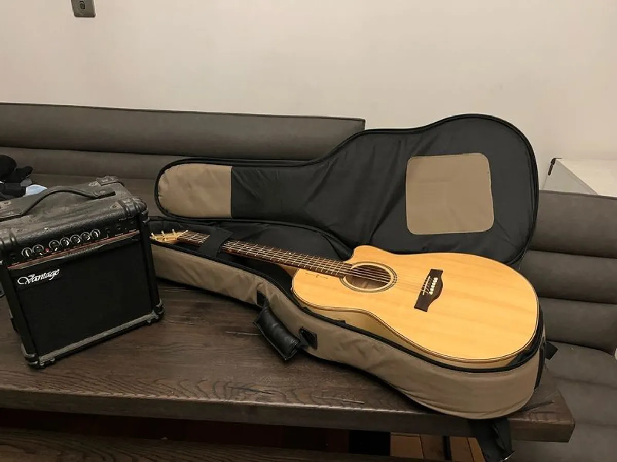Seagull Canadian Handcrafted Electro-Acoustic Guitar and Amp Setup - Image 1