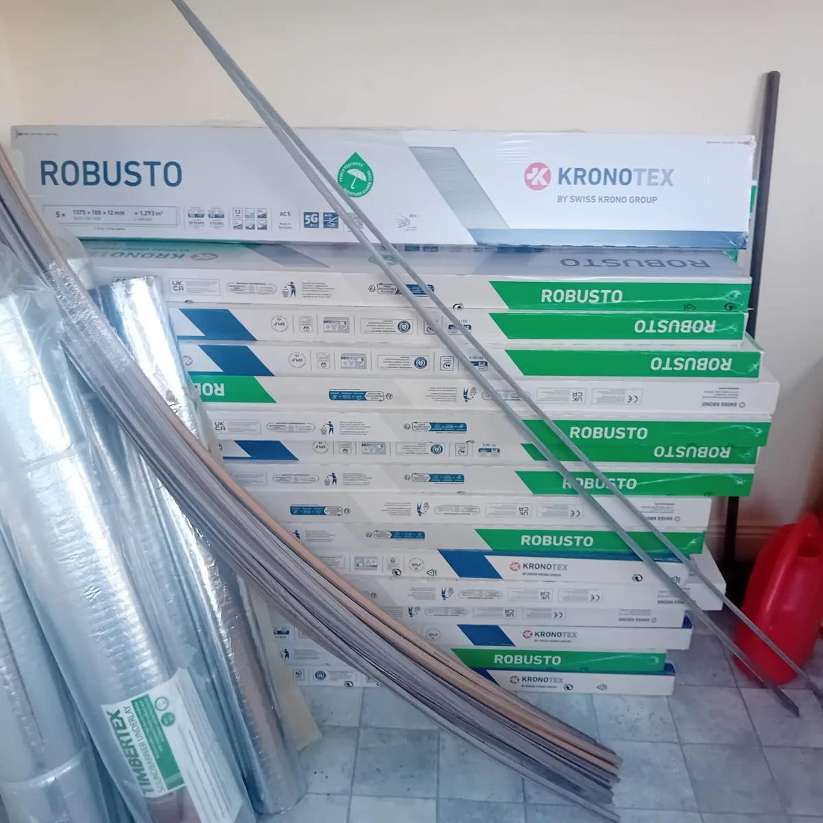 Laminate Flooring. Brand New - Image 4