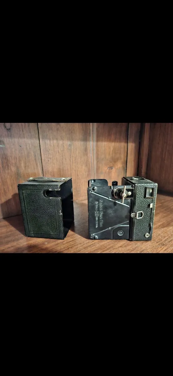 Vintage Camera Zeiss Ikon Box Tengor 54/2 - Image 1