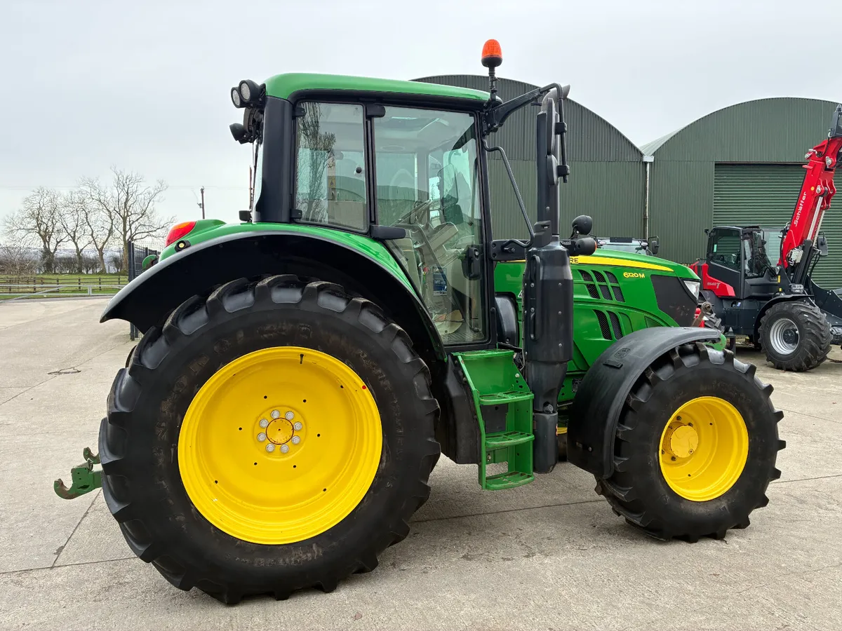 JOHN DEERE 6120M - Image 3
