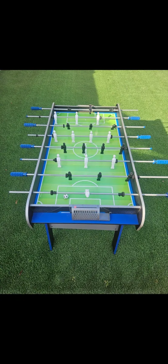Foosball table - Image 1