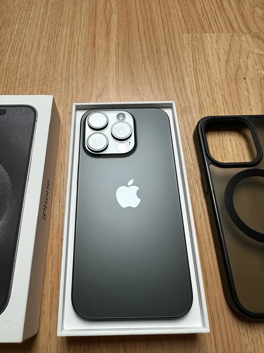 Apple iPhone 15 pro 128gb titanium black unlocked - Image 2