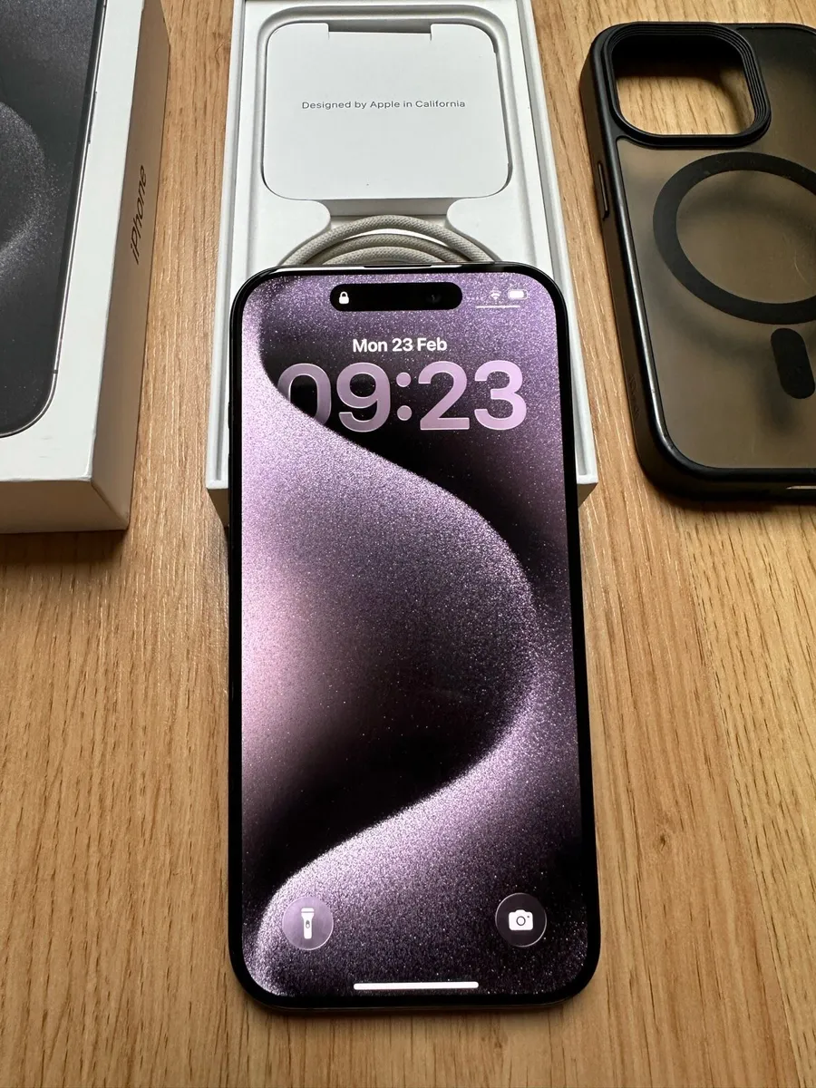 Apple iPhone 15 pro 128gb titanium black unlocked - Image 3