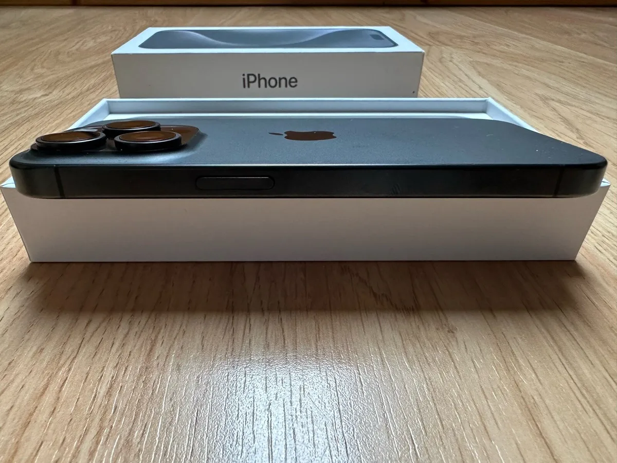 Apple iPhone 15 pro 128gb titanium black unlocked - Image 4