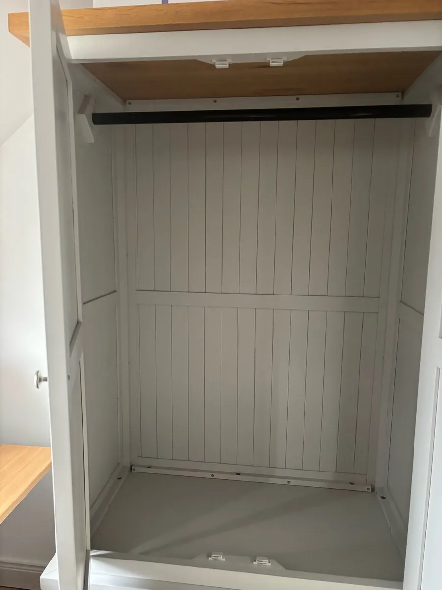 Bedroom furniture bundle - Image 4