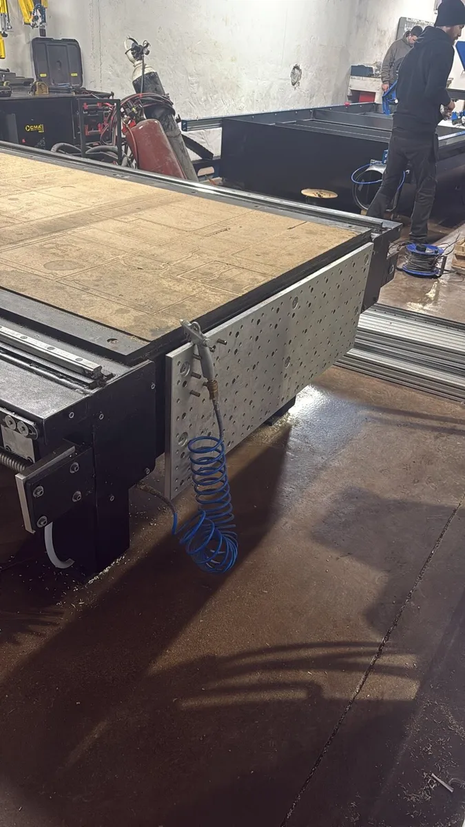 CNC Router\ Mill - Image 1