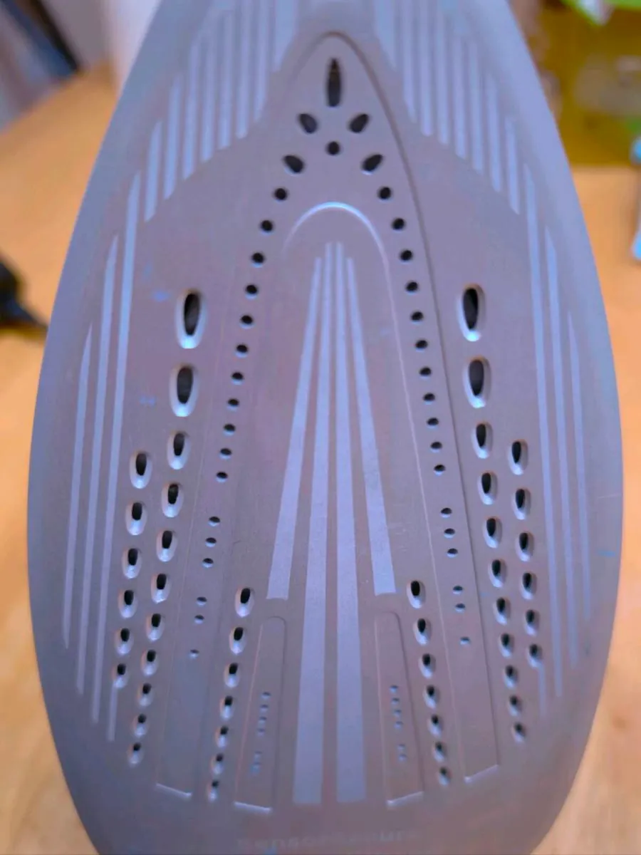 Bosch Sensixx x DA70 Steam Iron SensorSecure AntiS - Image 2