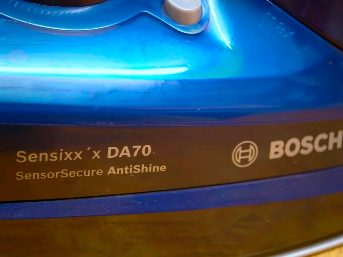 Bosch Sensixx x DA70 Steam Iron SensorSecure AntiS - Image 4