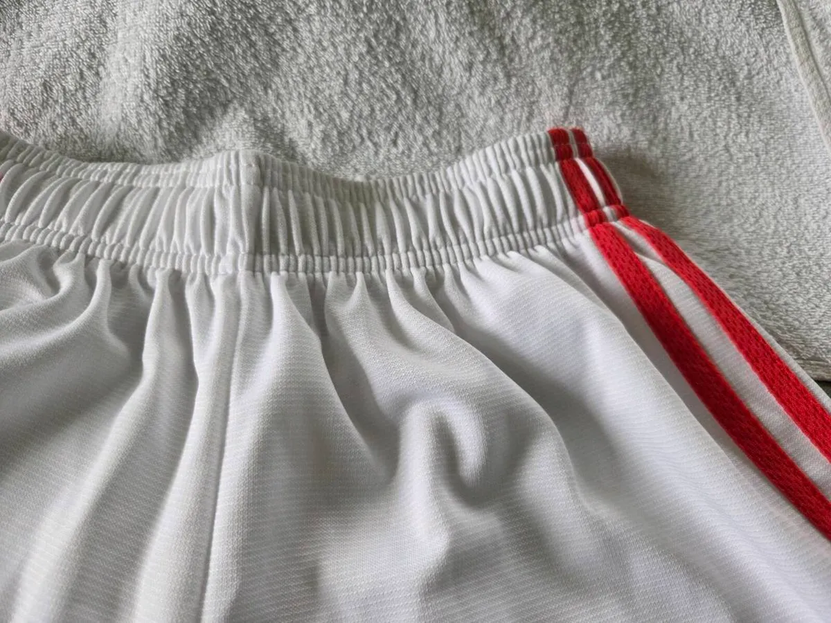 O'Neills Gaelic Football Shorts Children 13 Years - Image 2