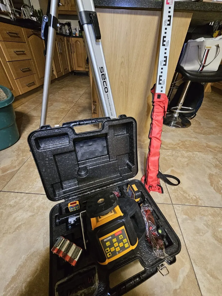 Laser Level - Image 2