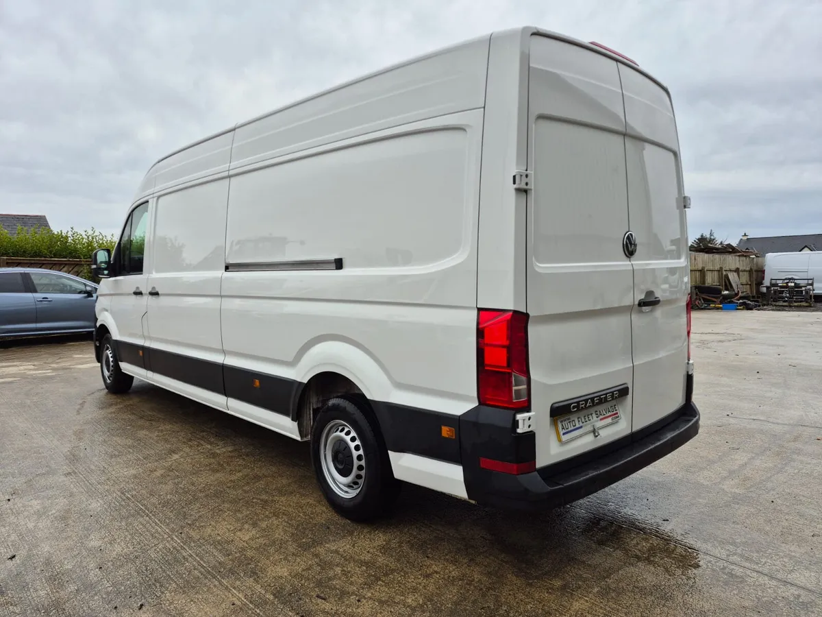 2025 VW CRAFTER COMMERCE 2.0 TDI 140 BHP LWB - Image 4