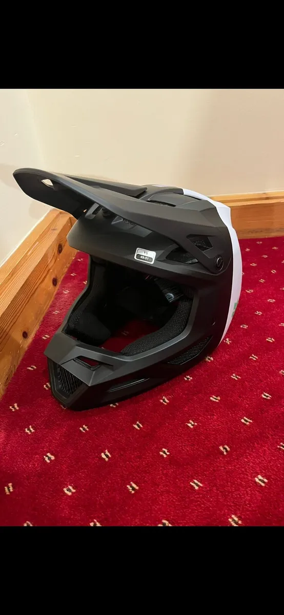 Fox Rampage Youth full face helmet - Image 1