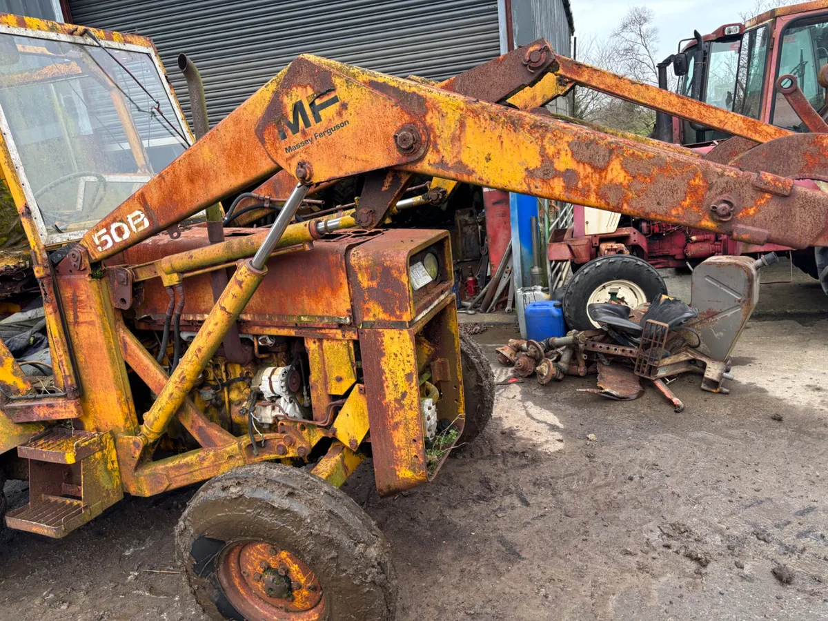 MF50B Cab Glass For Sale - Image 4