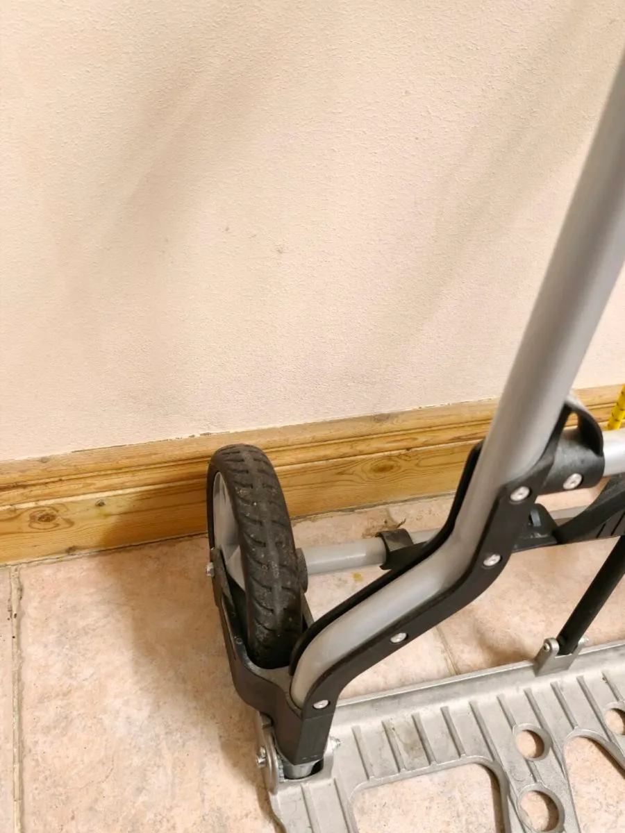 Wolfcraft TS 850 Folding Hand Trolley Sack Truck 1 - Image 2