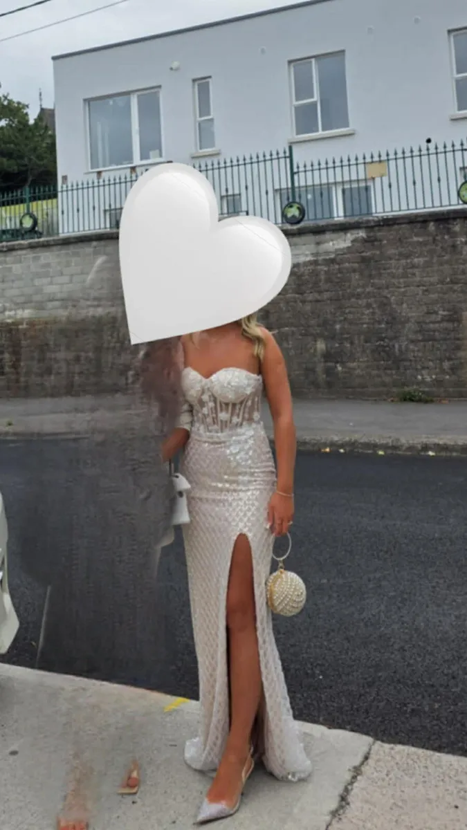 Debs dress - Image 2