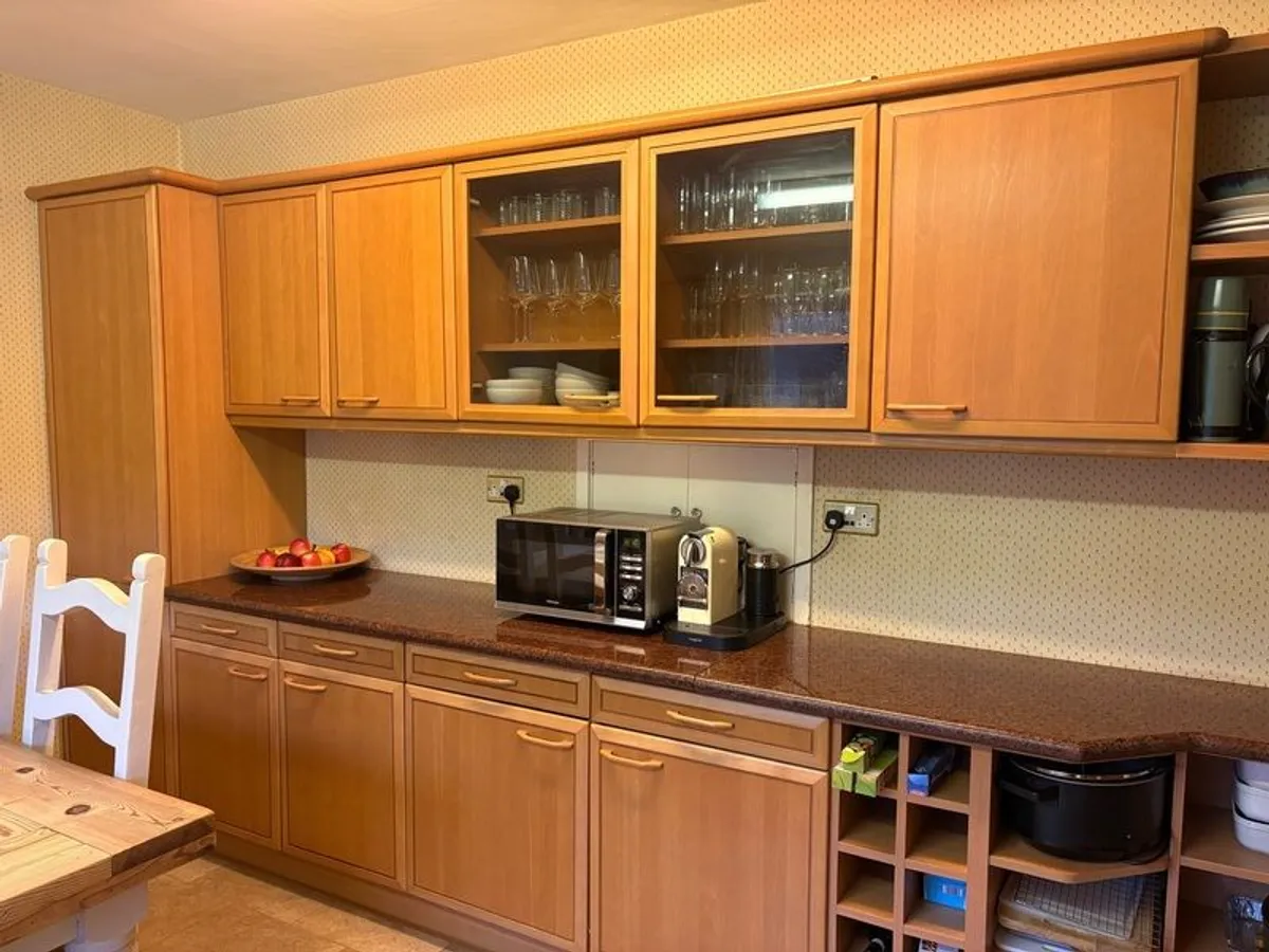 Kitchen and appliances - Image 3