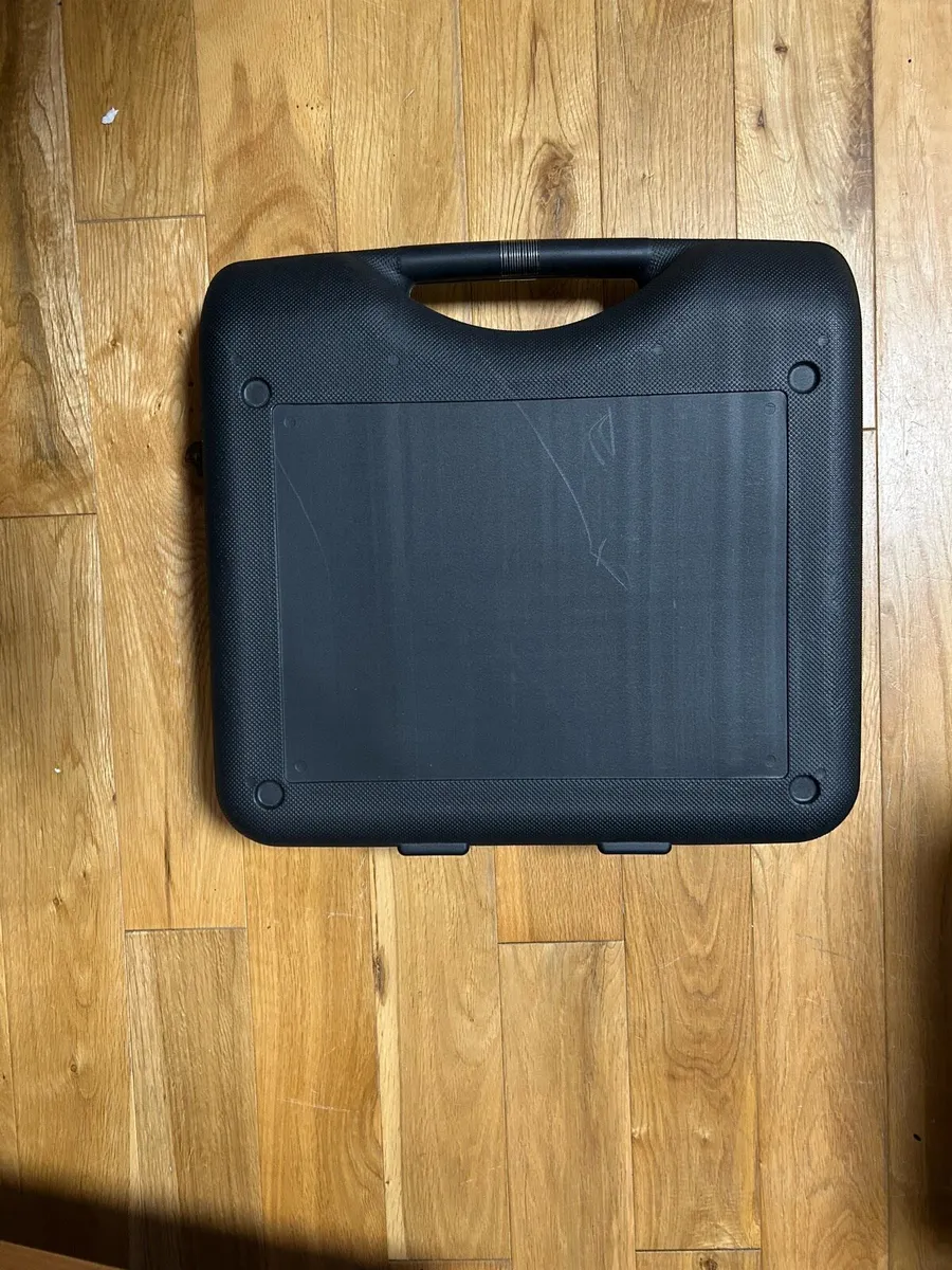 10kg adjustable dumbells - Image 2