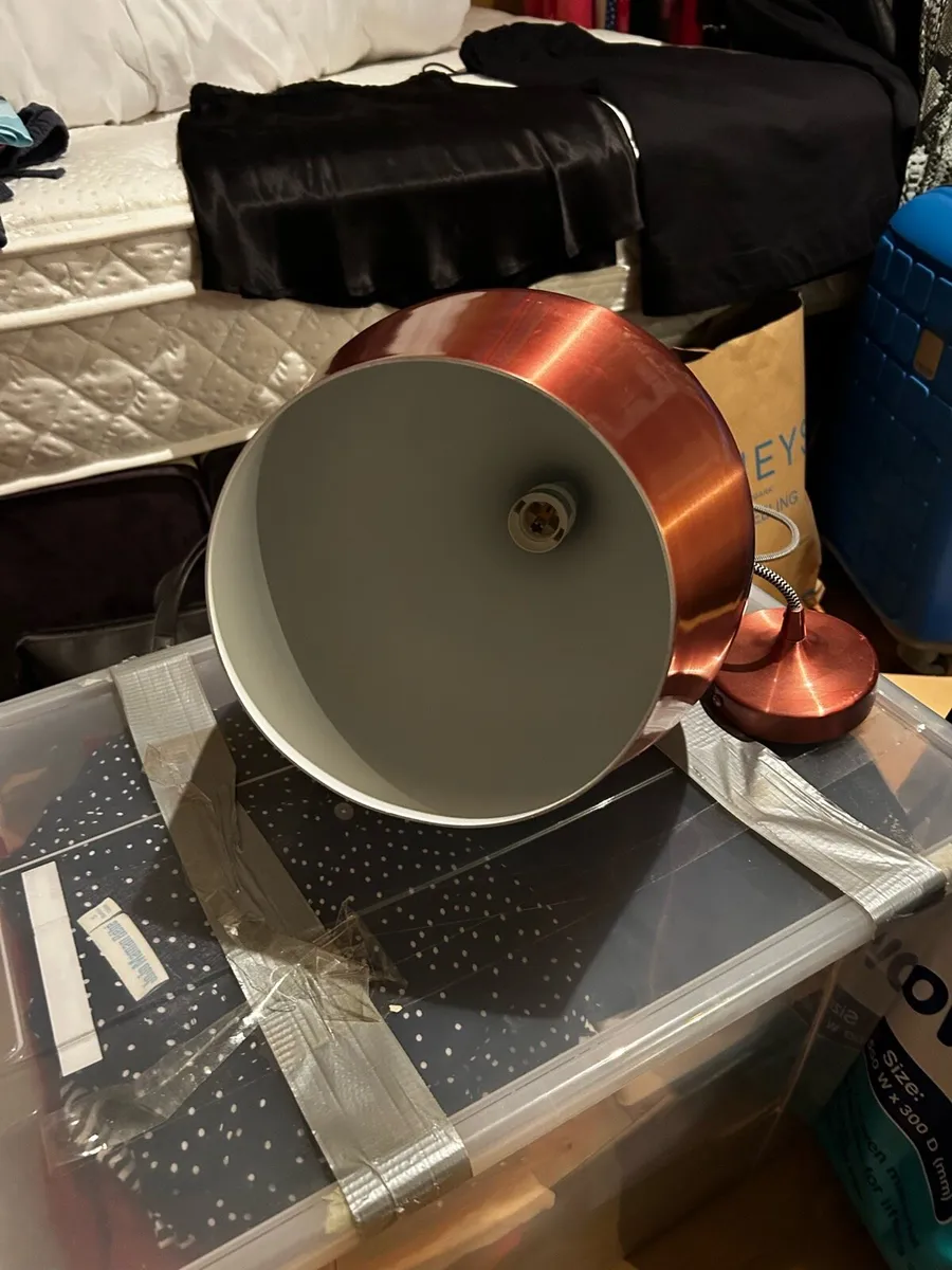 Pendant light - Image 1