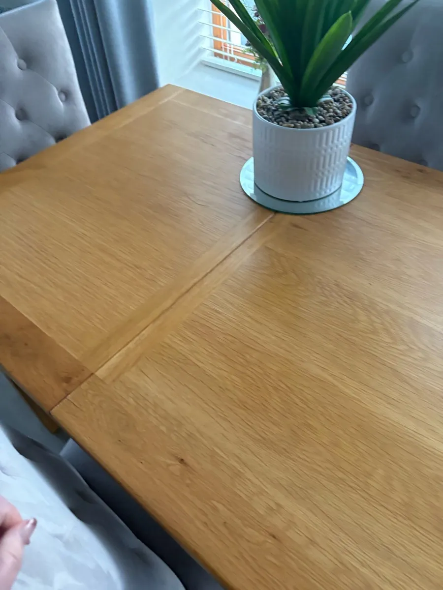 Dining table and chairs - Image 4