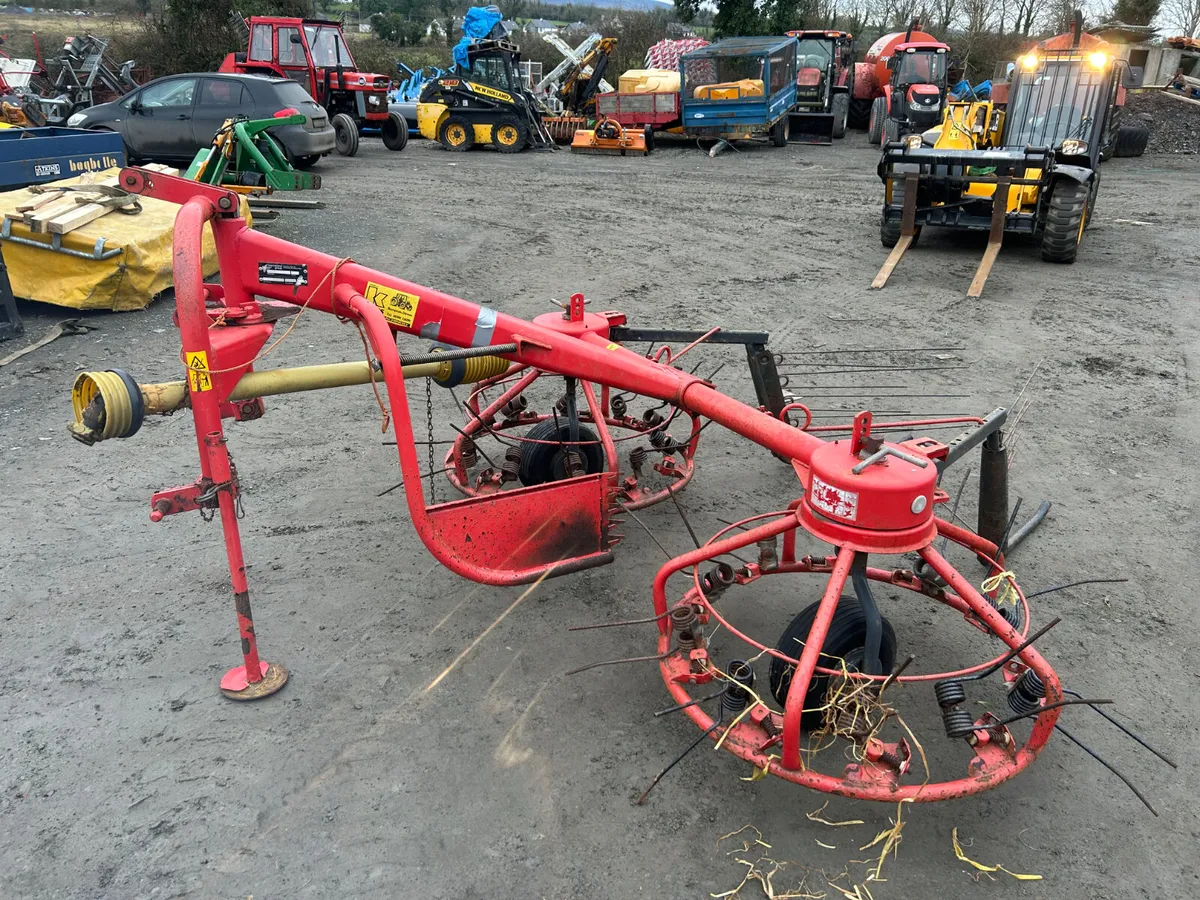 Kverneland Vicon 300 Haybob - Image 1