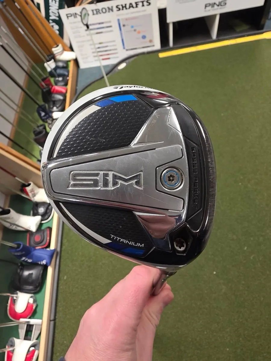 Taylormade Sim Titanium 3 Wood - Image 1