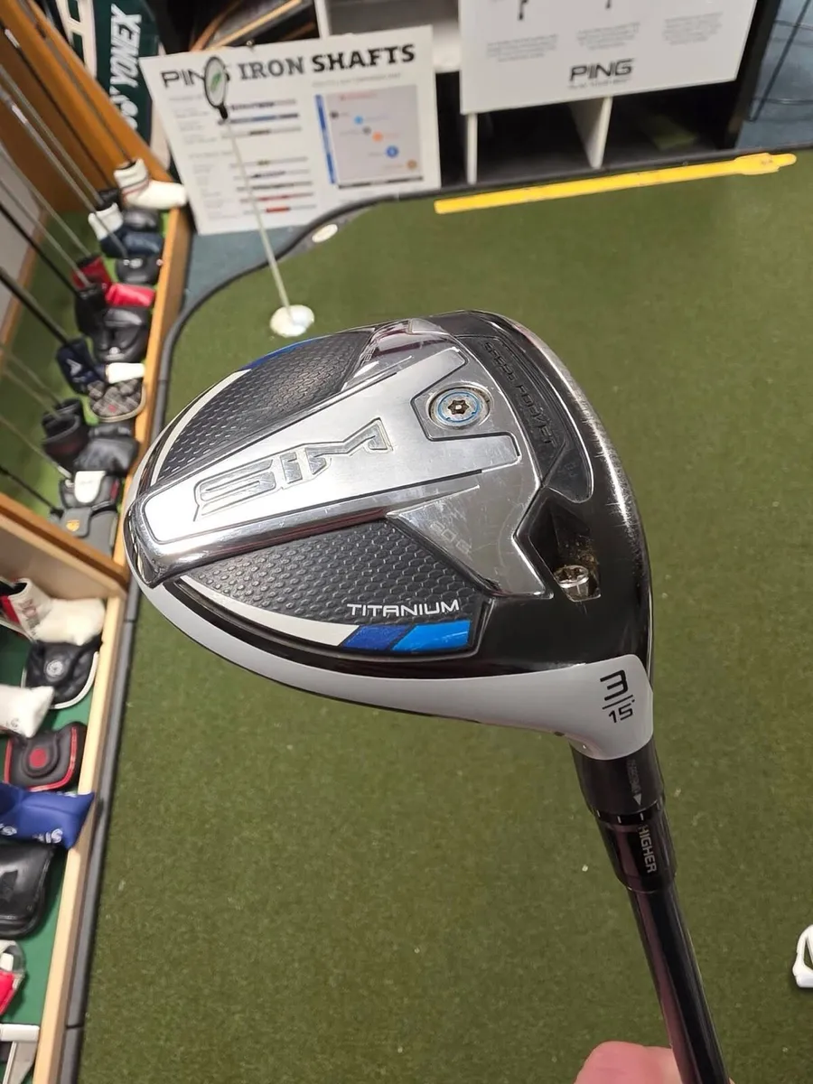 Taylormade Sim Titanium 3 Wood - Image 2