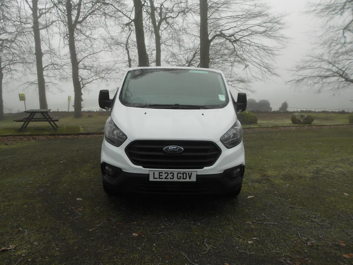 Ford Transit Custom 2023 - Image 2