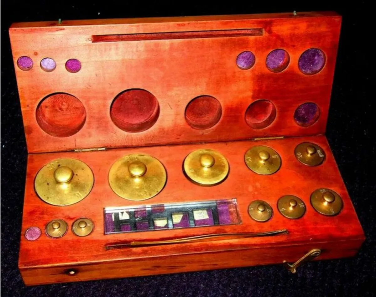 Vintage Apothecary Brass Weights In Wooden Case - Image 4