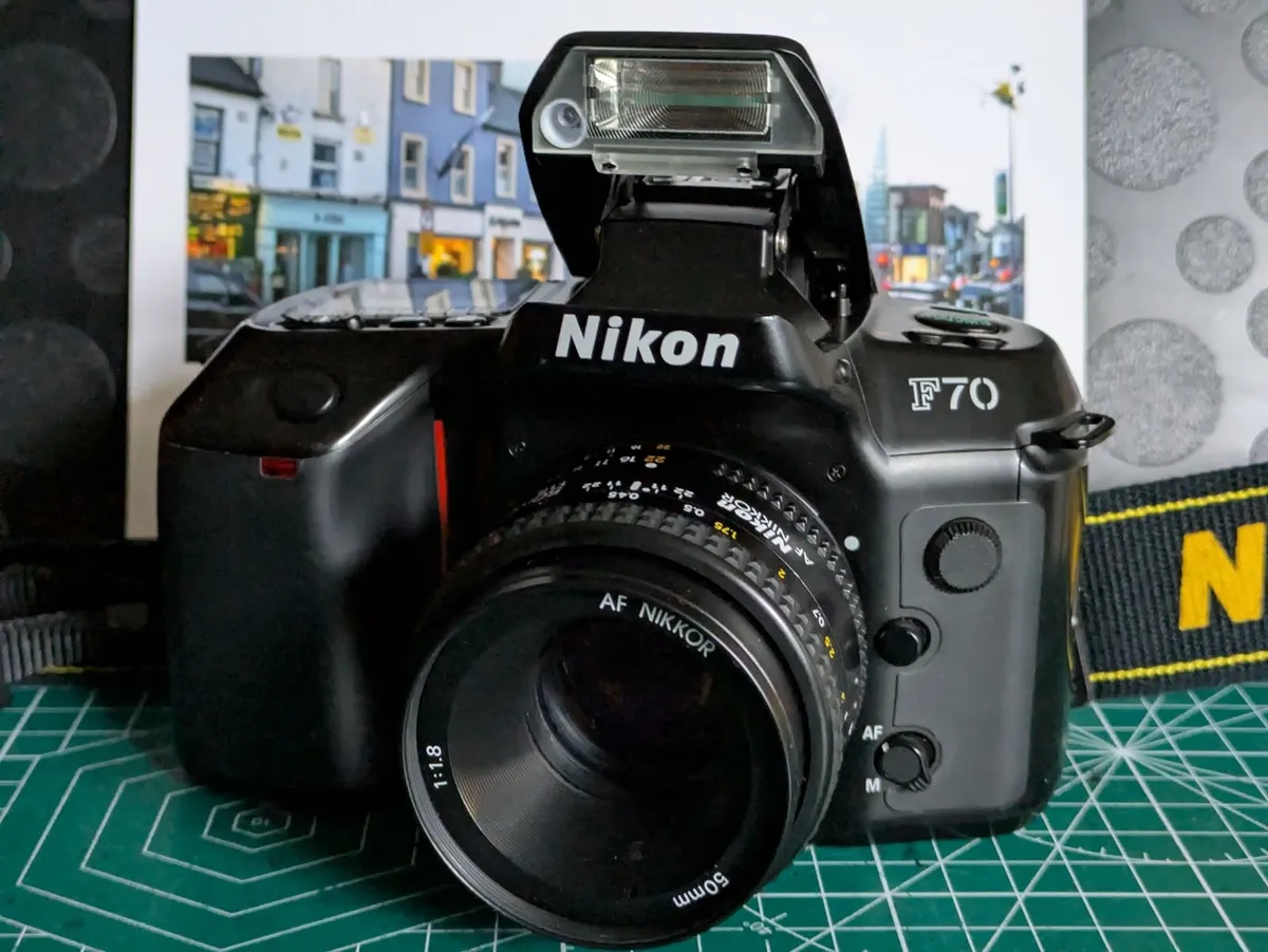 Nikon F70 - Image 1