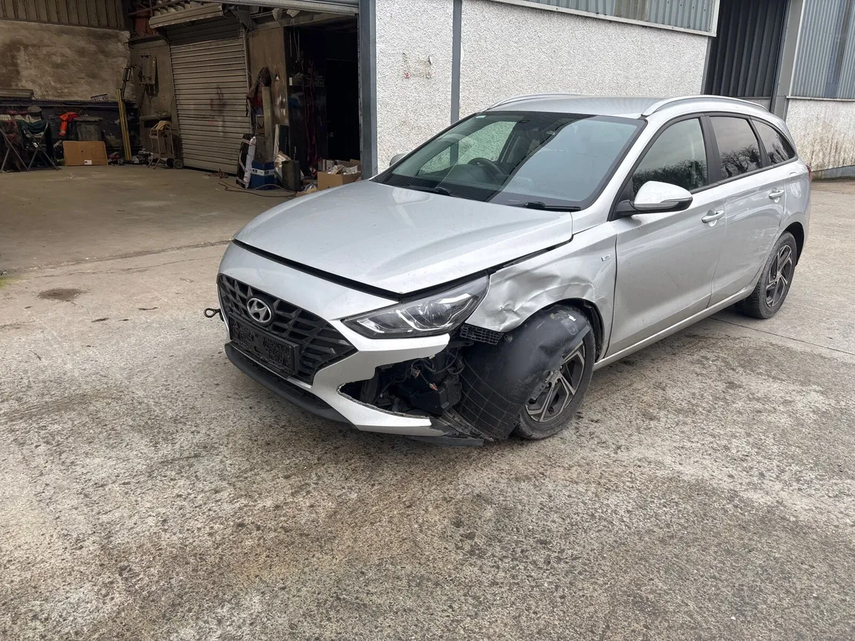 2021 i30 1.6d for parts - Image 1