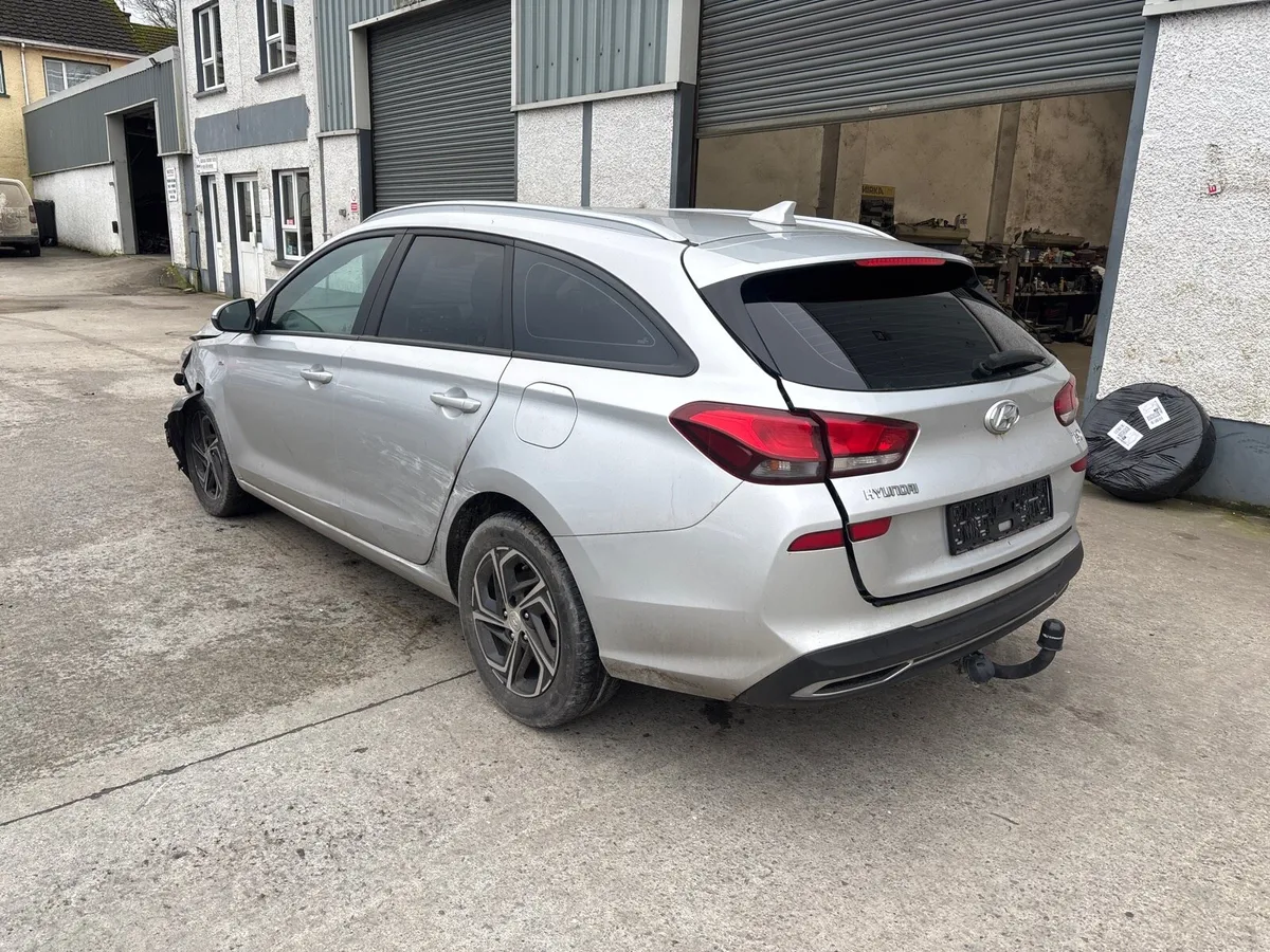 2021 i30 1.6d for parts - Image 4