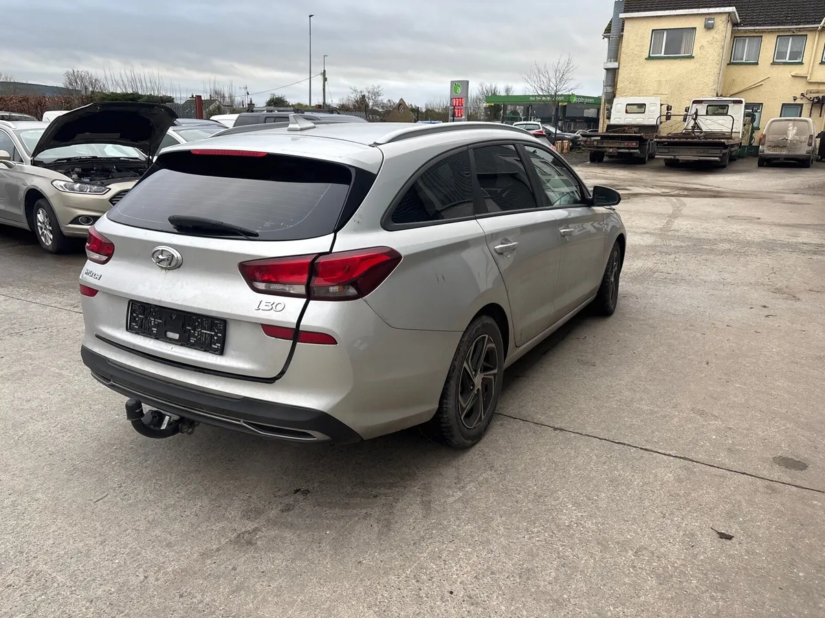 2021 i30 1.6d for parts - Image 3