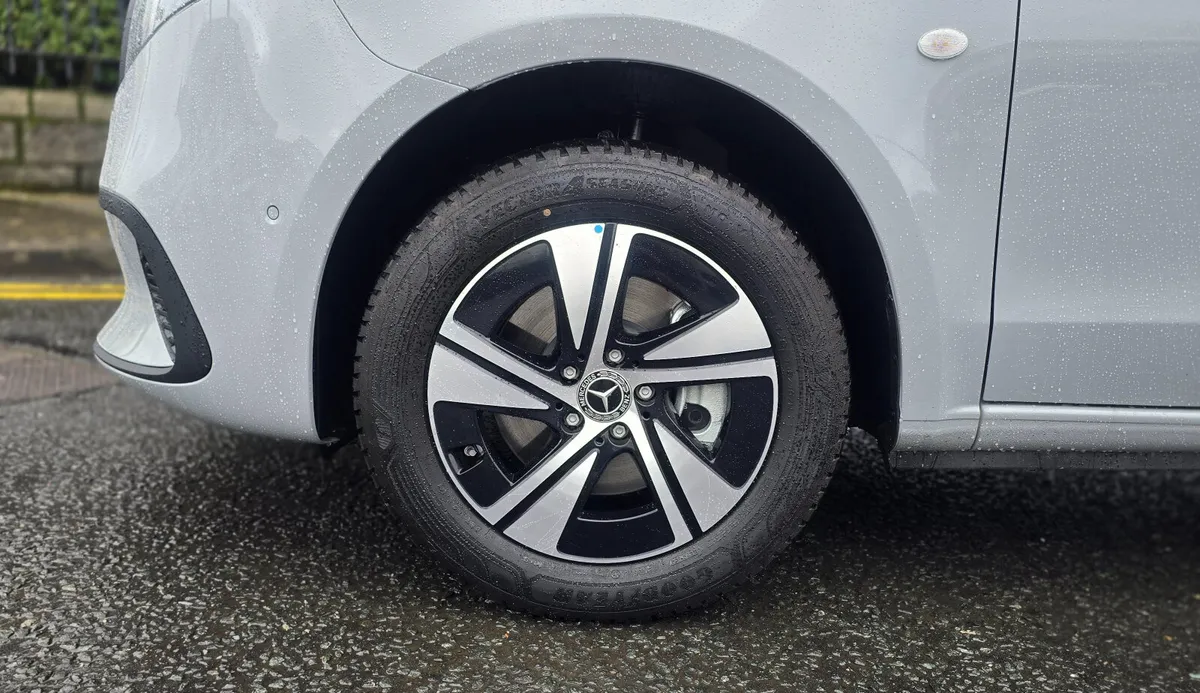 Mercedes Vito 119 Select Alpine Grey - Image 4