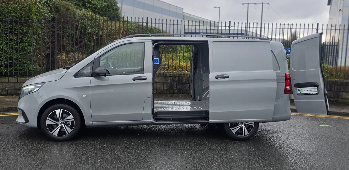 Mercedes Vito 119 Select Alpine Grey - Image 3