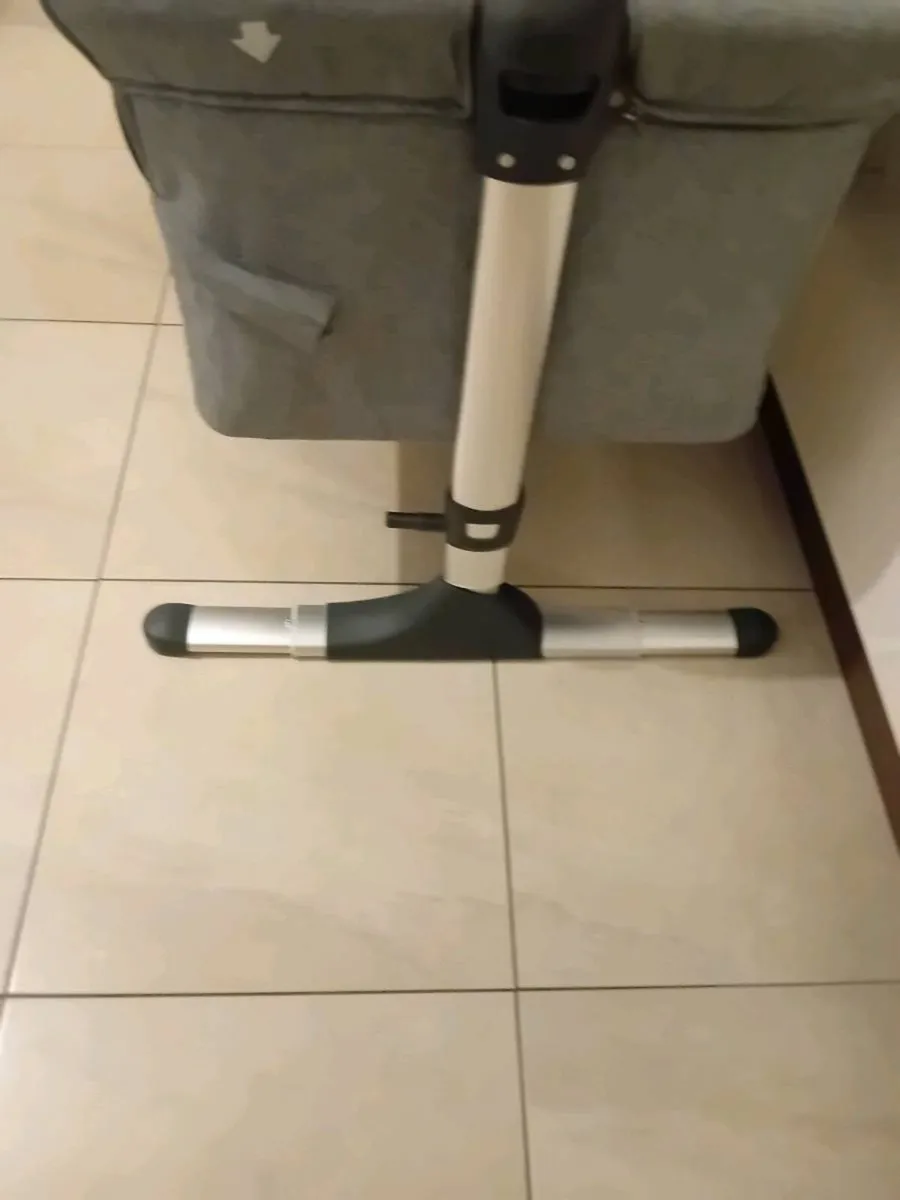 SNUGGLE CUDDLE CO COT SLEEPER AS NEW - Image 2