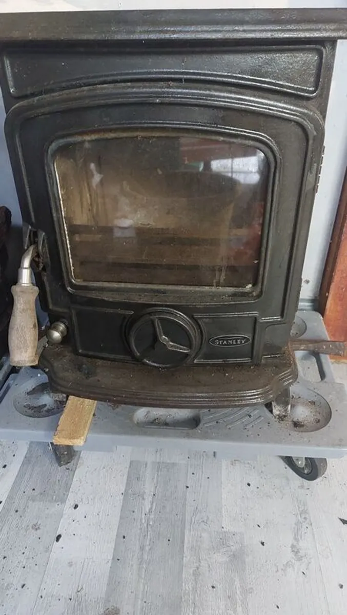 pot belly stove - Image 1