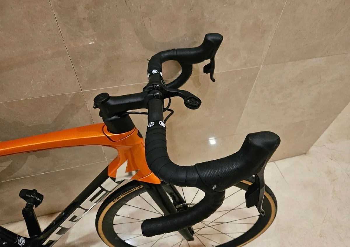 Trek Émonda SL 7 Disc eTap 2022 - Image 2