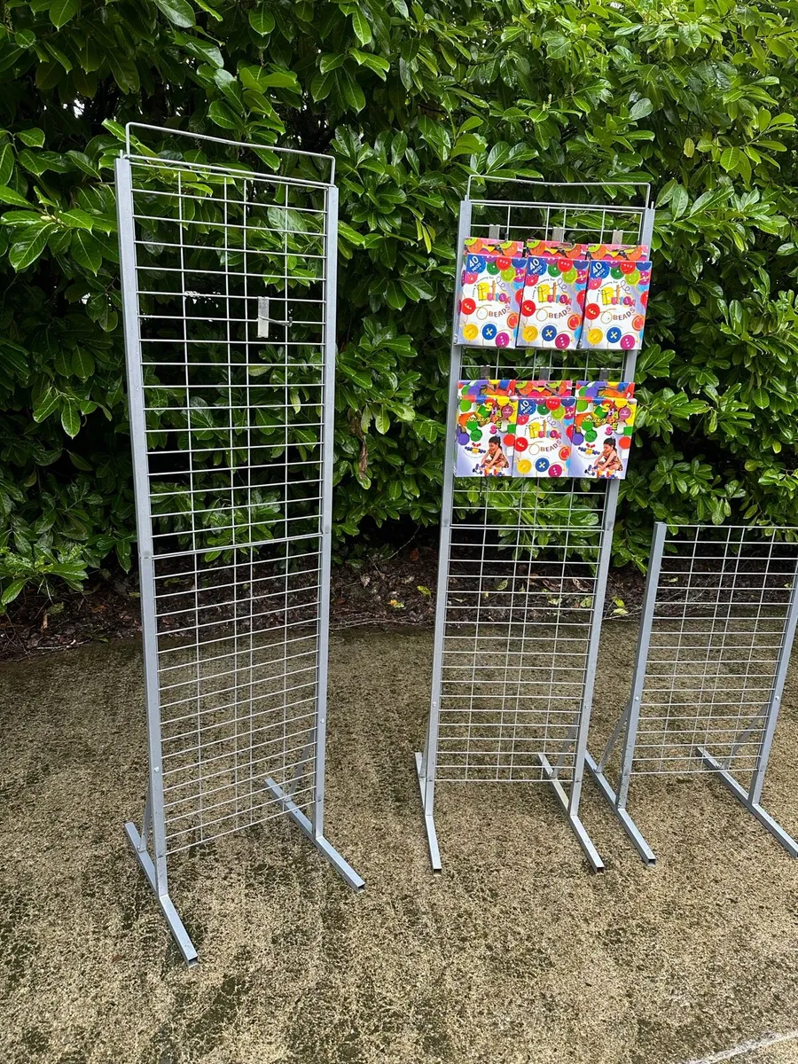 LARGE SILVER SHOP DISPLAY STAND WITH HOOKS - Image 1