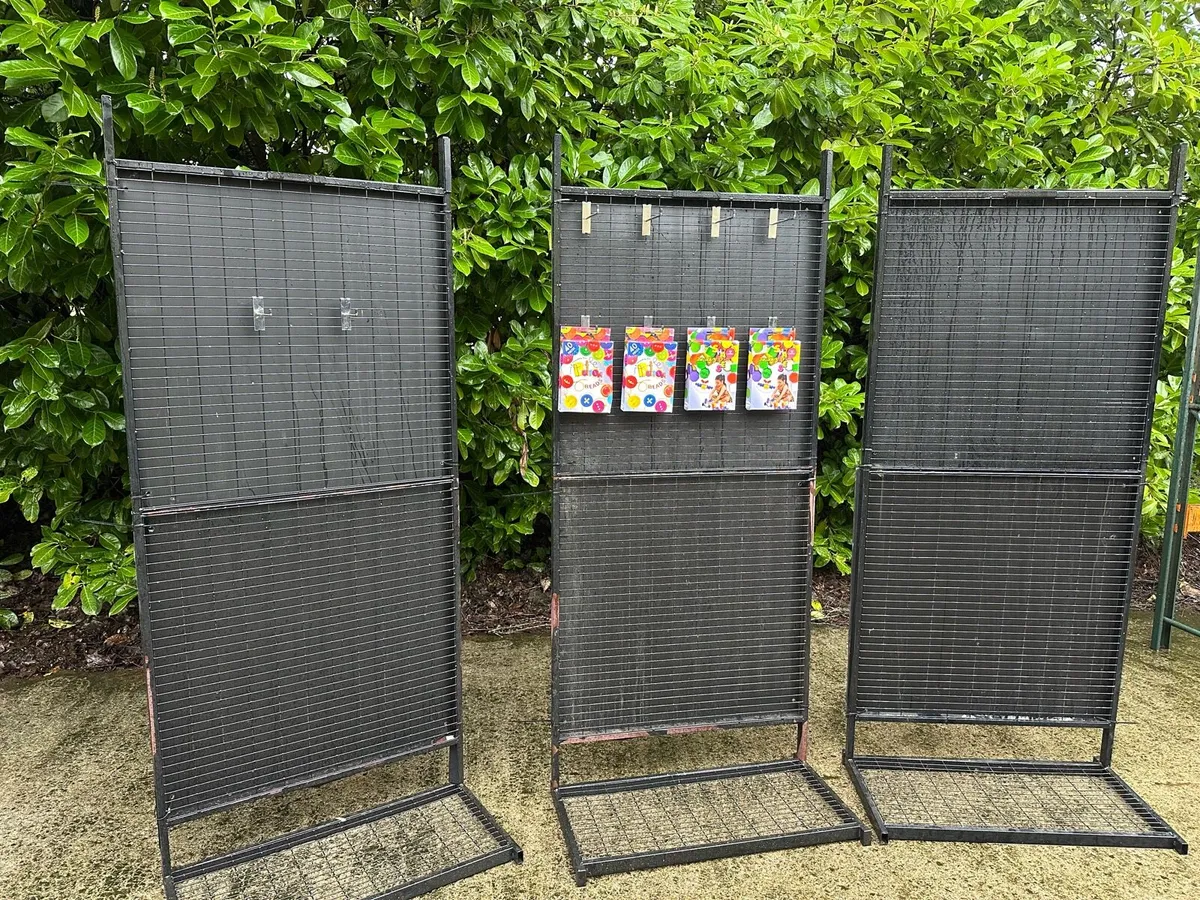 EXTRA LARGE BLACK DISPLAY STANDS WITH HOOKS - Image 3