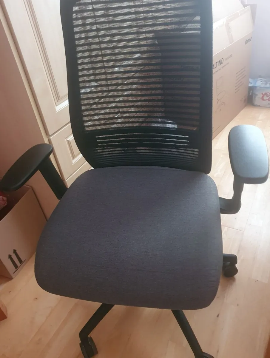 Office Chair - Image 2