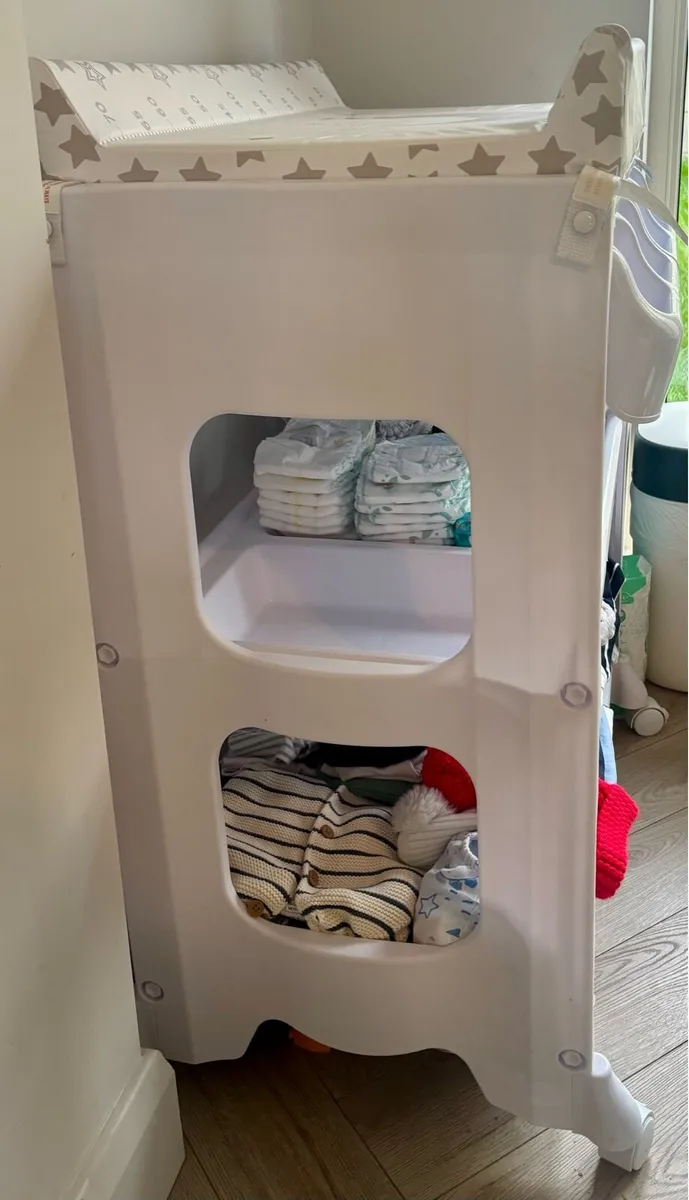 Baby Changing Unit - Image 2
